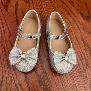 Silver Glitter toddler girl Shoes with Bow